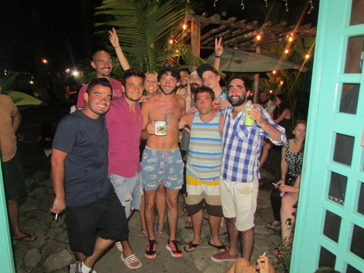 Coconut Hostel Bocas Town מראה חיצוני תמונה