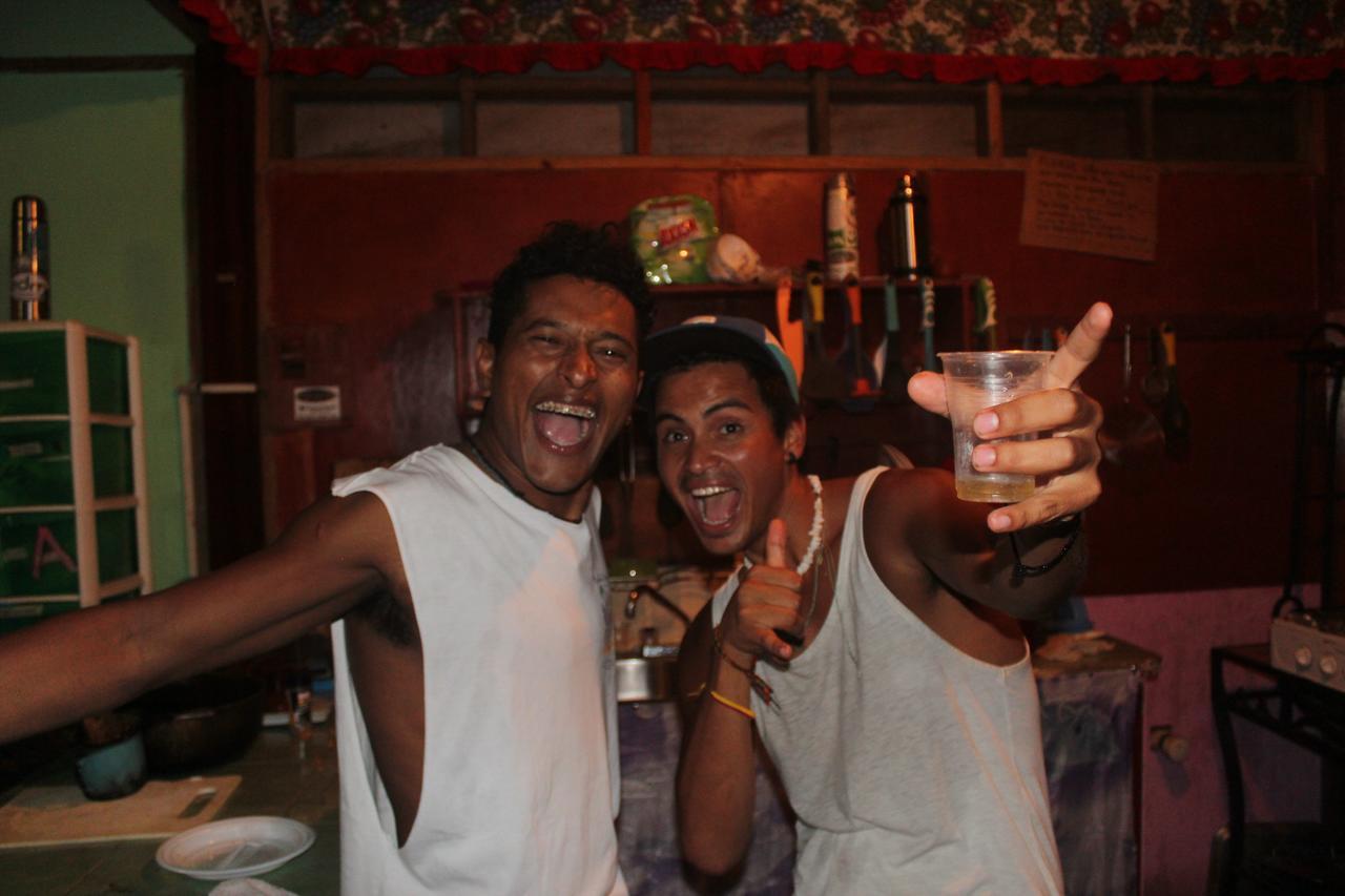 Coconut Hostel Bocas Town מראה חיצוני תמונה
