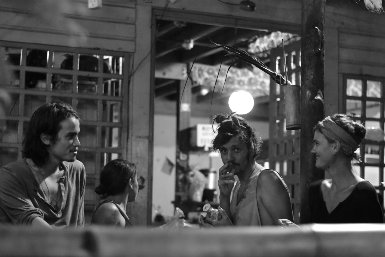 Coconut Hostel Bocas Town מראה חיצוני תמונה