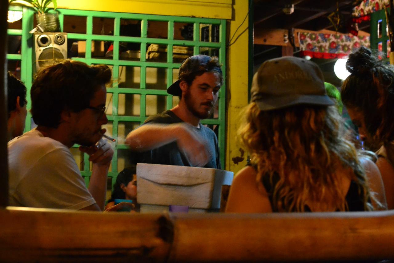 Coconut Hostel Bocas Town מראה חיצוני תמונה