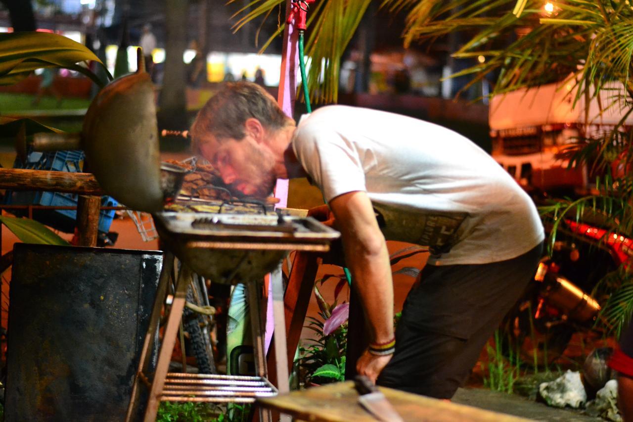 Coconut Hostel Bocas Town מראה חיצוני תמונה