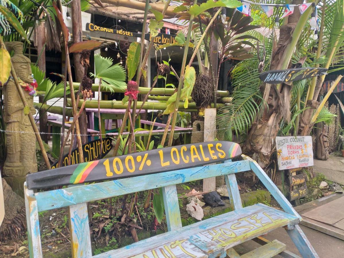Coconut Hostel Bocas Town מראה חיצוני תמונה